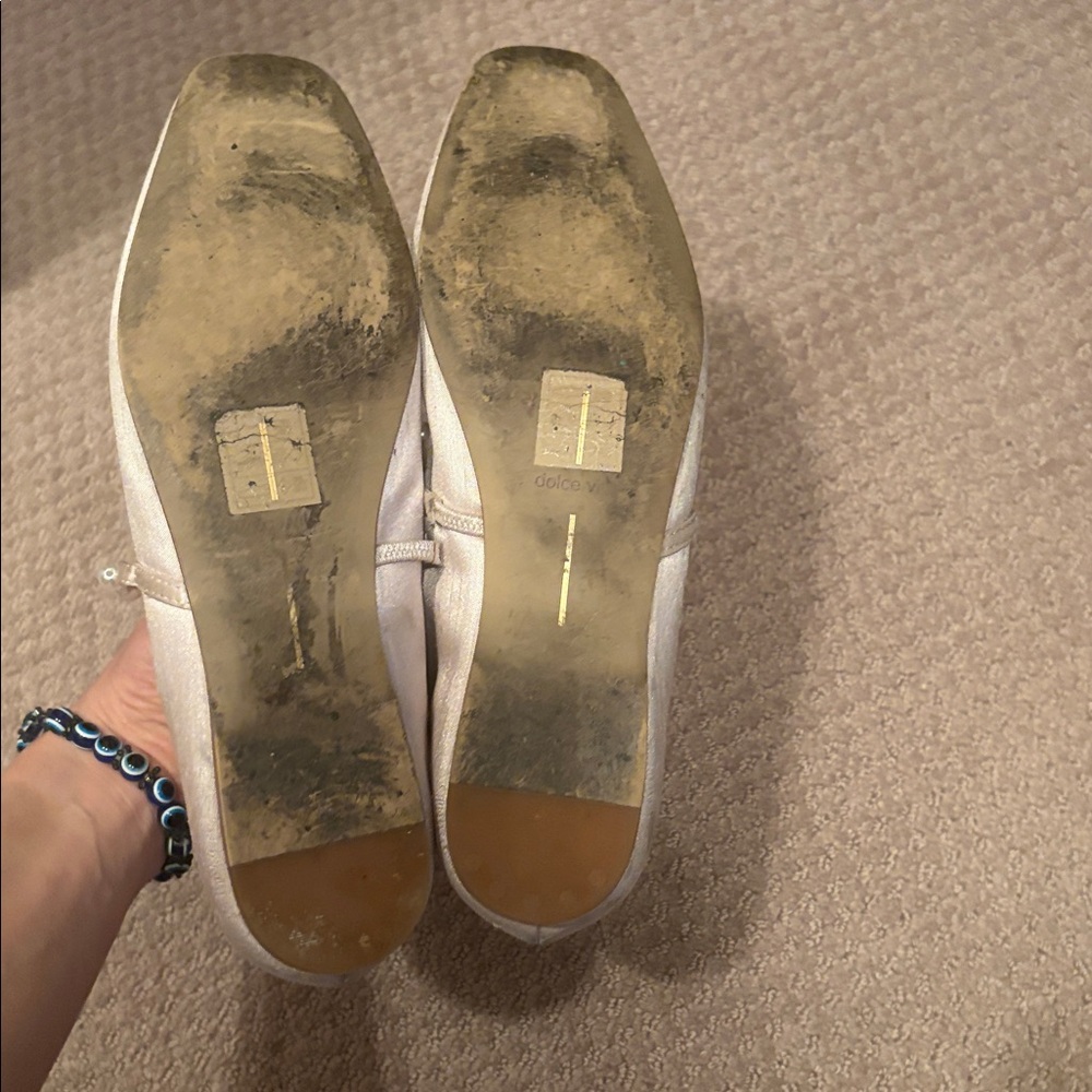 Dolce Vita Cream Pearl Flats - Picture 9 of 10